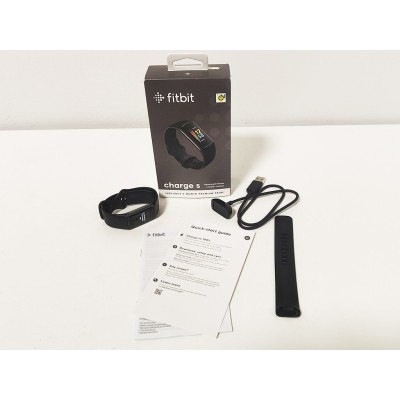 Fitbit Charge 5 Advanced Fitness Tracker Orologio con GPS - nero